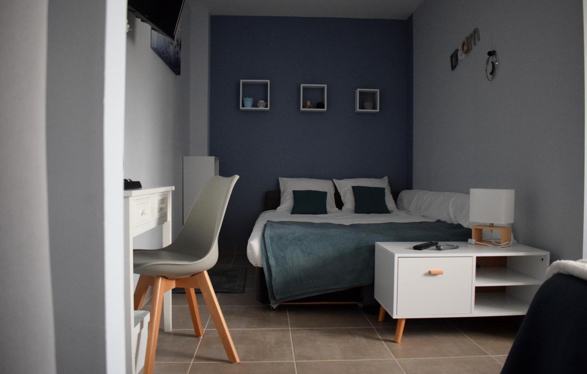 La Sarlamandre, Chambres Et Table D'Hotes Marcillac-Saint-Quentin Dış mekan fotoğraf