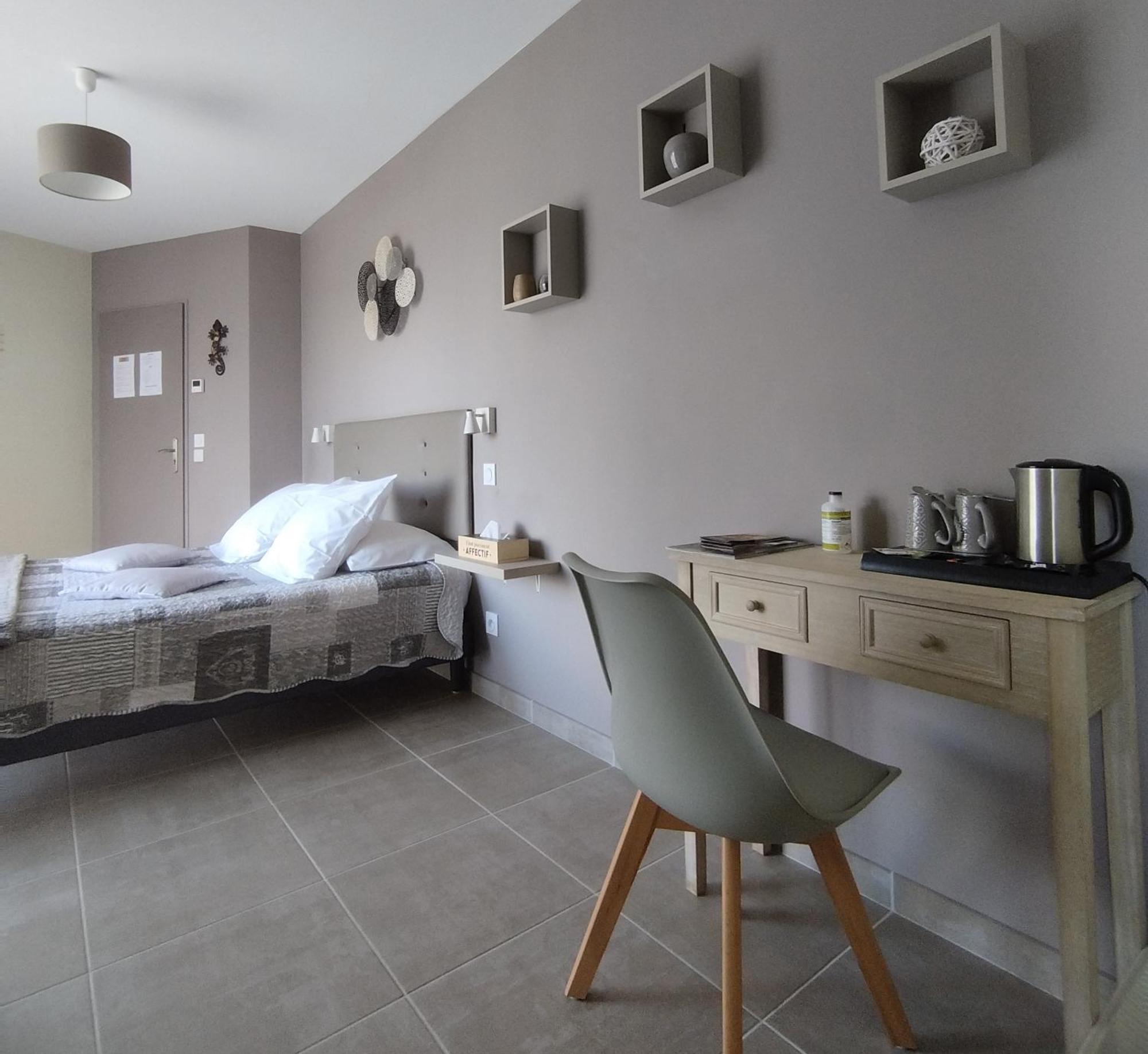 La Sarlamandre, Chambres Et Table D'Hotes Marcillac-Saint-Quentin Dış mekan fotoğraf
