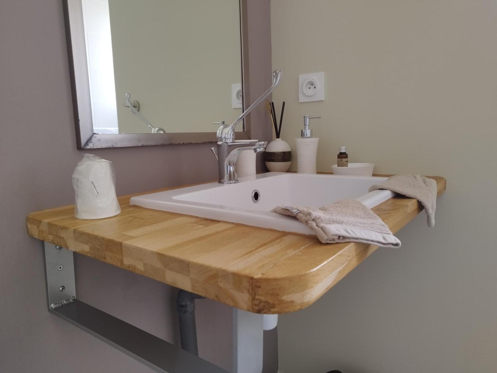 La Sarlamandre, Chambres Et Table D'Hotes Marcillac-Saint-Quentin Dış mekan fotoğraf