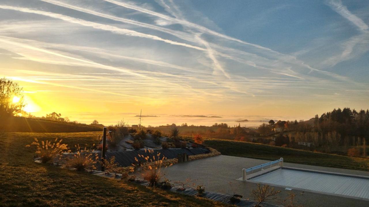 La Sarlamandre, Chambres Et Table D'Hotes Marcillac-Saint-Quentin Dış mekan fotoğraf